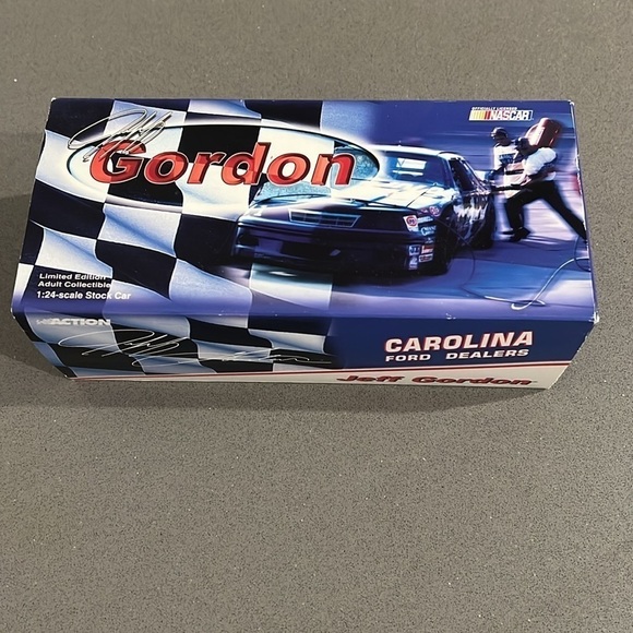 Jeff Gordon #1 Carolina Ford Dealers 1991 Throwback NASCAR 1:24 Diecast - Picture 3 of 10
